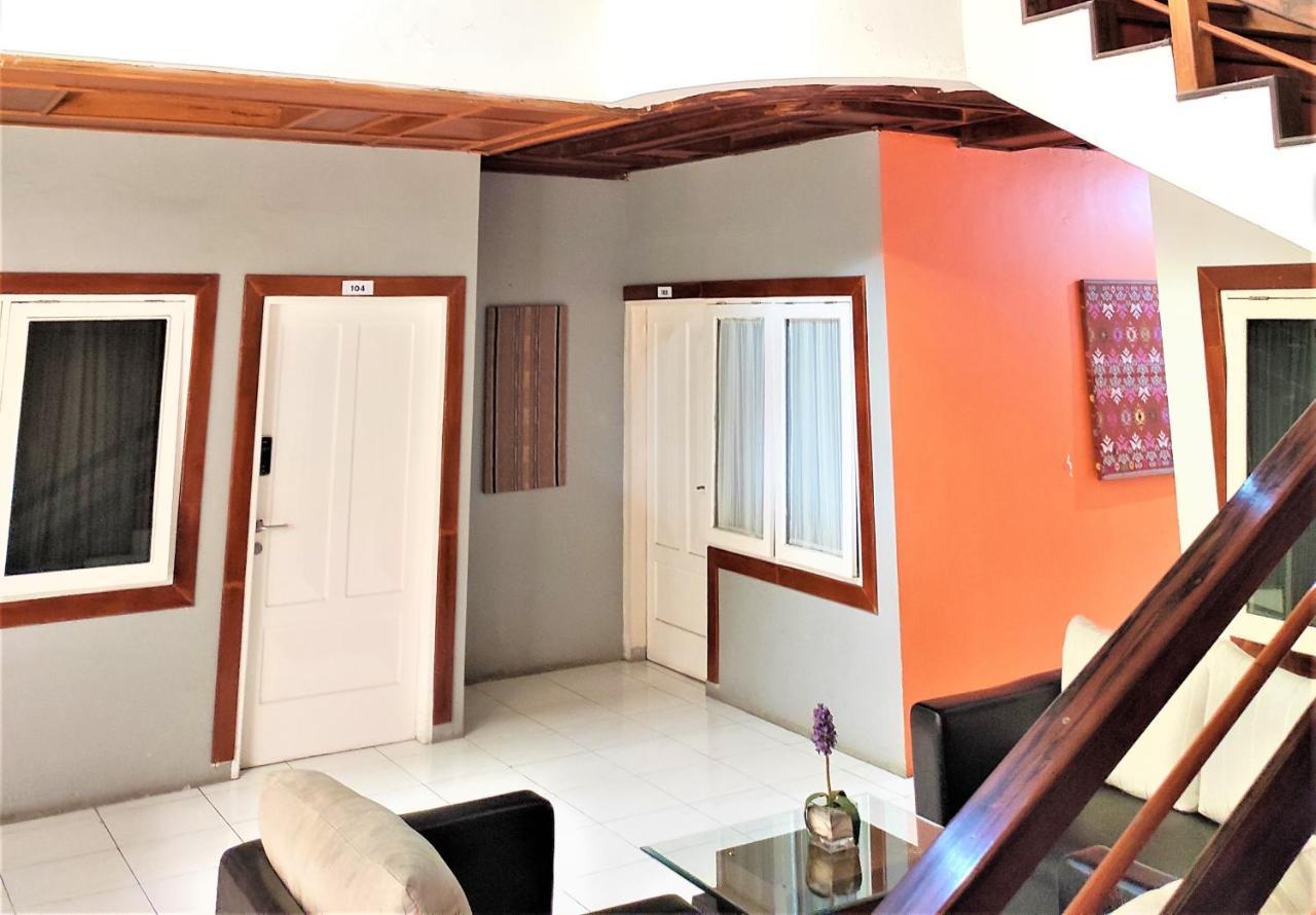 Arwiga Hotel Bandung Buitenkant foto