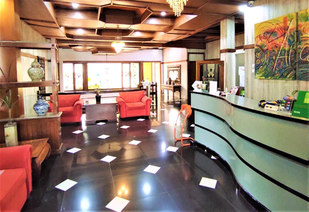 Arwiga Hotel Bandung Buitenkant foto