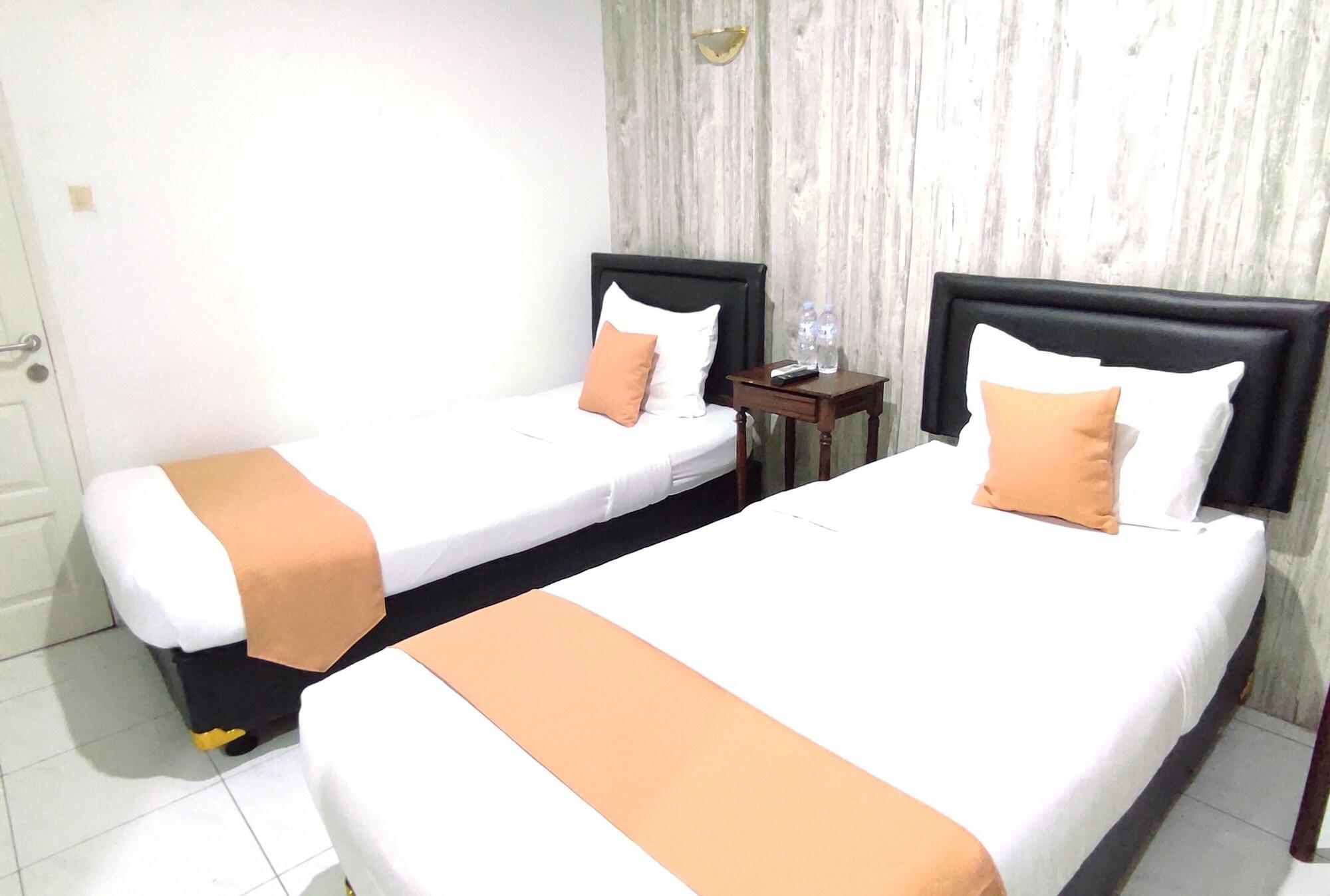 Arwiga Hotel Bandung Buitenkant foto